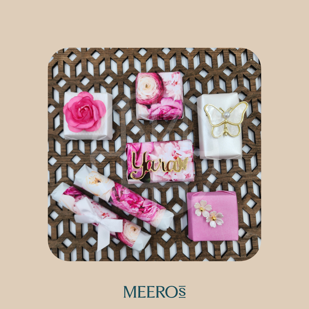 Peony personalized chocolate favor – Meeros Rich Bite